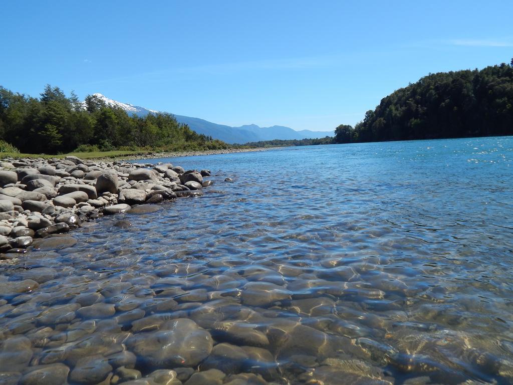 Cabanas Nutrias Patagonicas Puelo River Eksteriør bilde