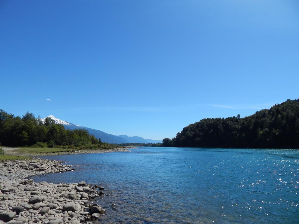 Cabanas Nutrias Patagonicas Puelo River Eksteriør bilde
