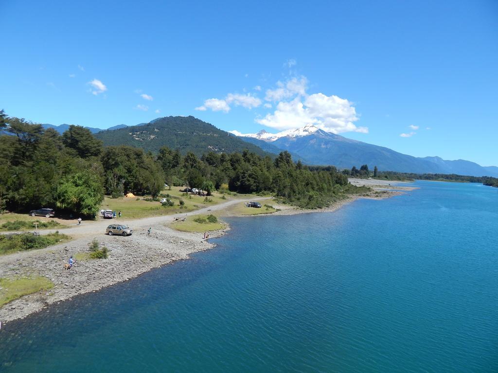 Cabanas Nutrias Patagonicas Puelo River Eksteriør bilde