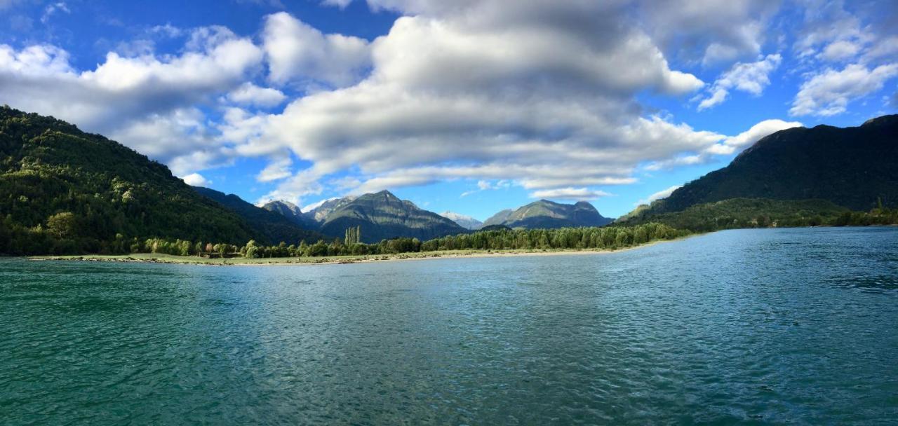 Cabanas Nutrias Patagonicas Puelo River Eksteriør bilde