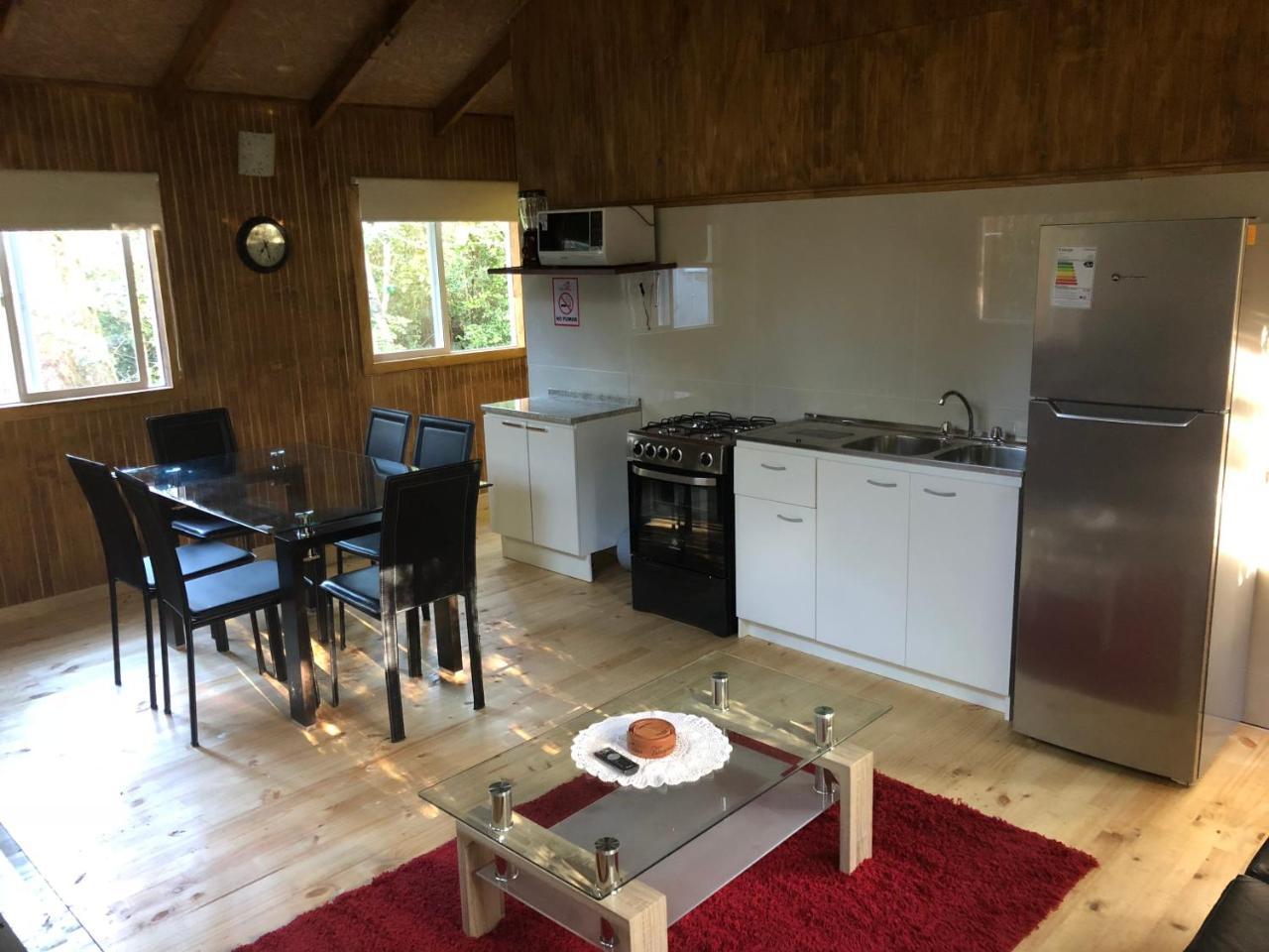 Cabanas Nutrias Patagonicas Puelo River Eksteriør bilde